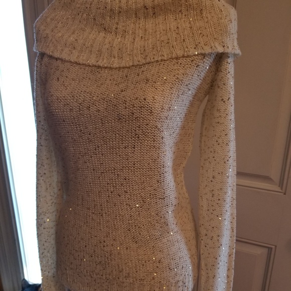 SOLD IN BUNDLE - Picture 3 of 5